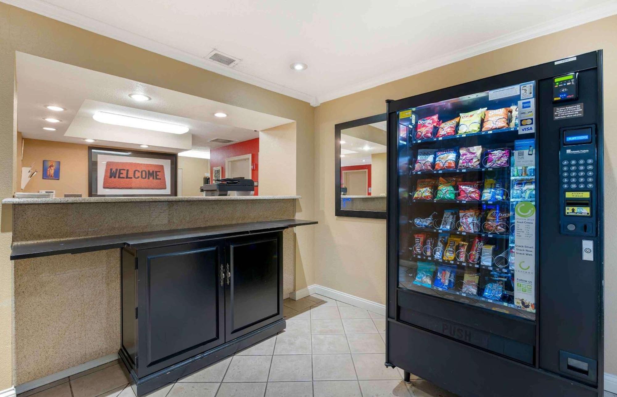 Extended Stay America Suites - Chicago - Schaumburg - Convention Center Екстериор снимка